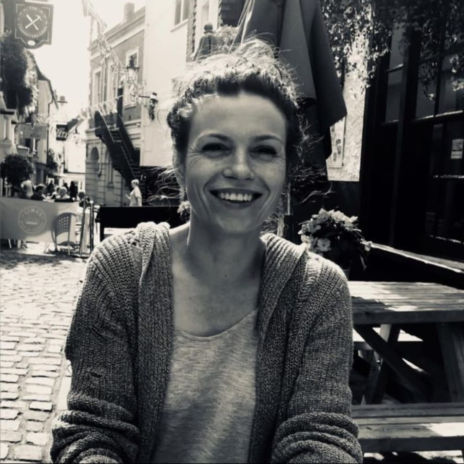 Veronica Cosman